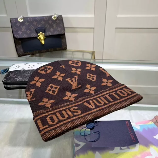 Louis Vuitton Hats Monogram Knit Beanie product detail image 3