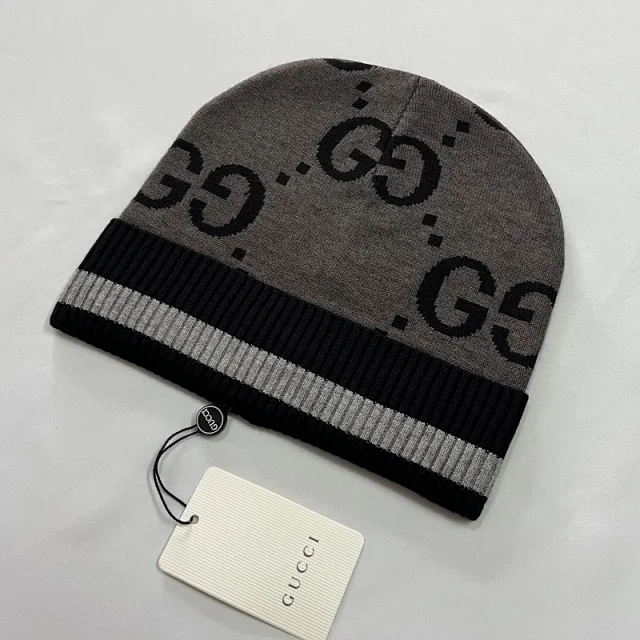 Gucci Hats GG monogram knit beanie with striped ribbed cuff product detail image 11