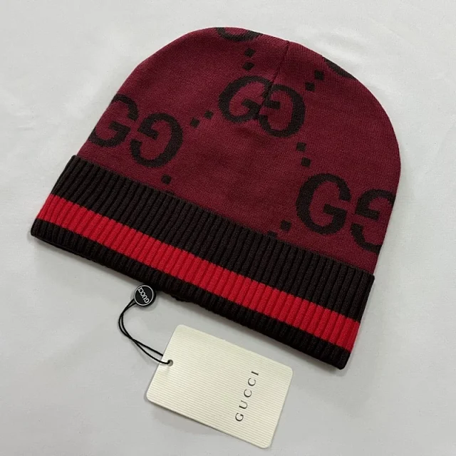 Gucci Hats GG monogram knit beanie with striped ribbed cuff product detail image 14
