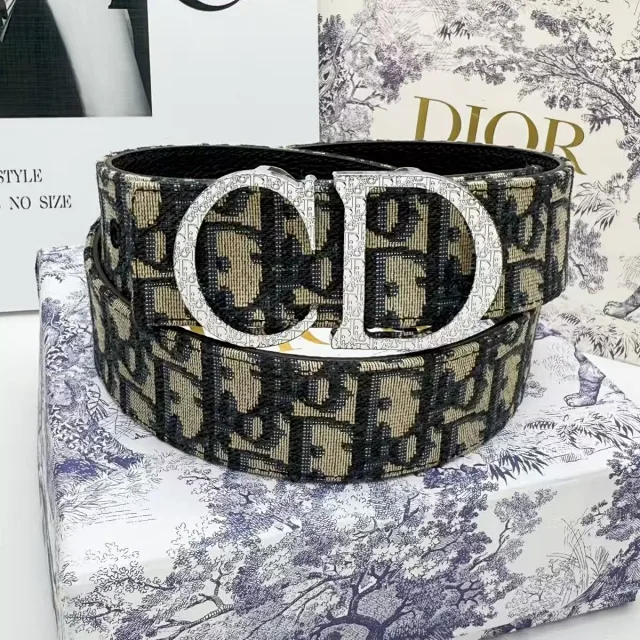 Dior Belts Reversible buckle belt product detail image 9