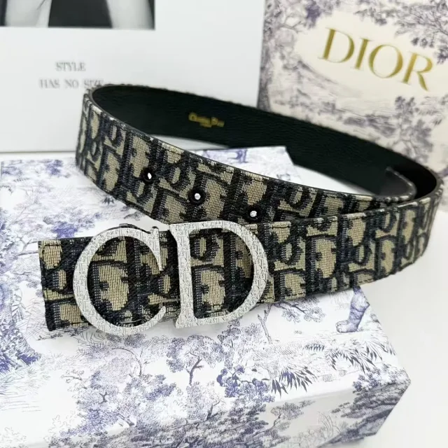 Dior Belts Reversible buckle belt product detail image 11