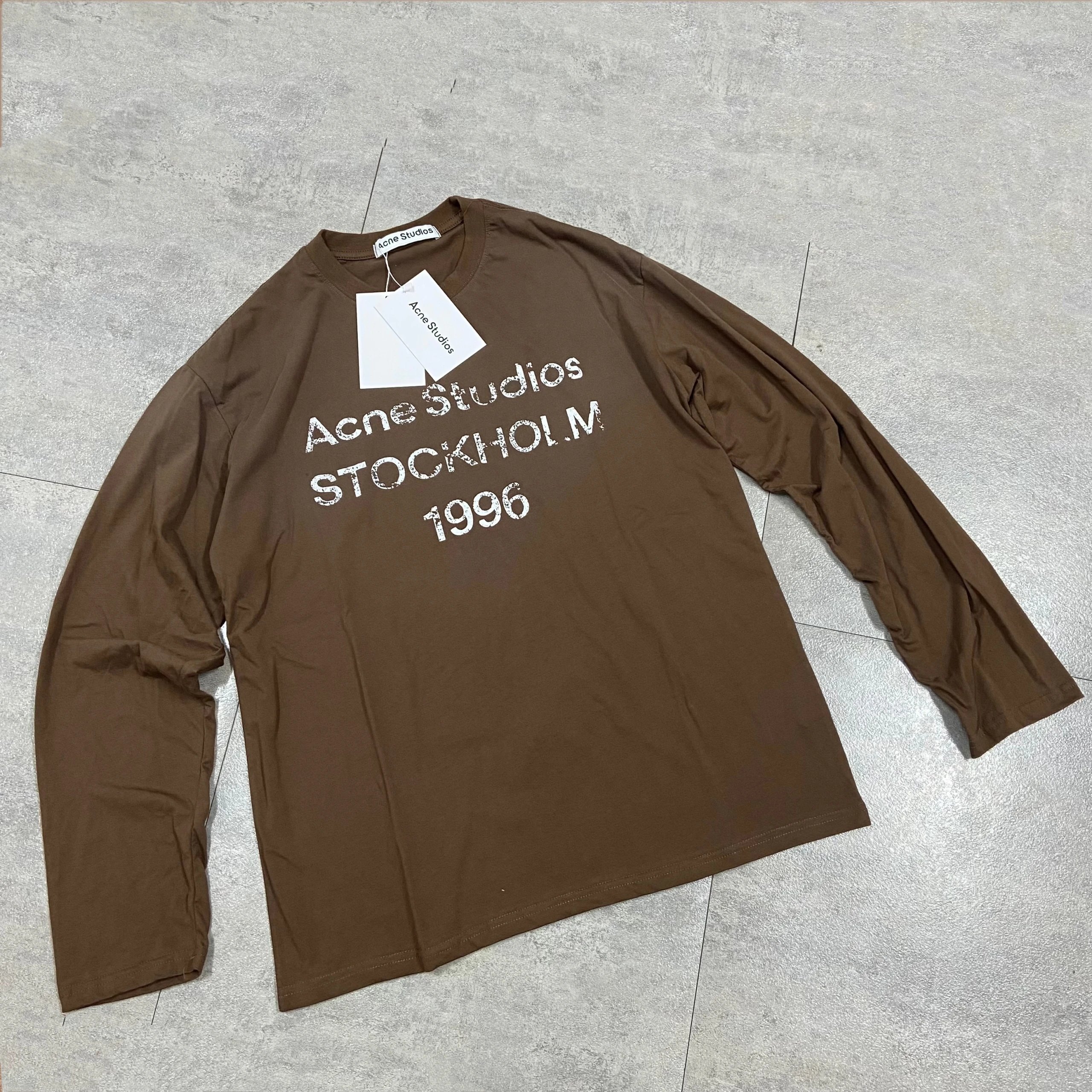 AC10 Brown