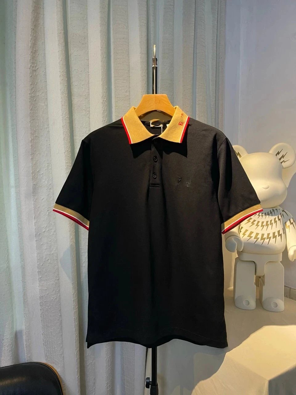 6211 Black