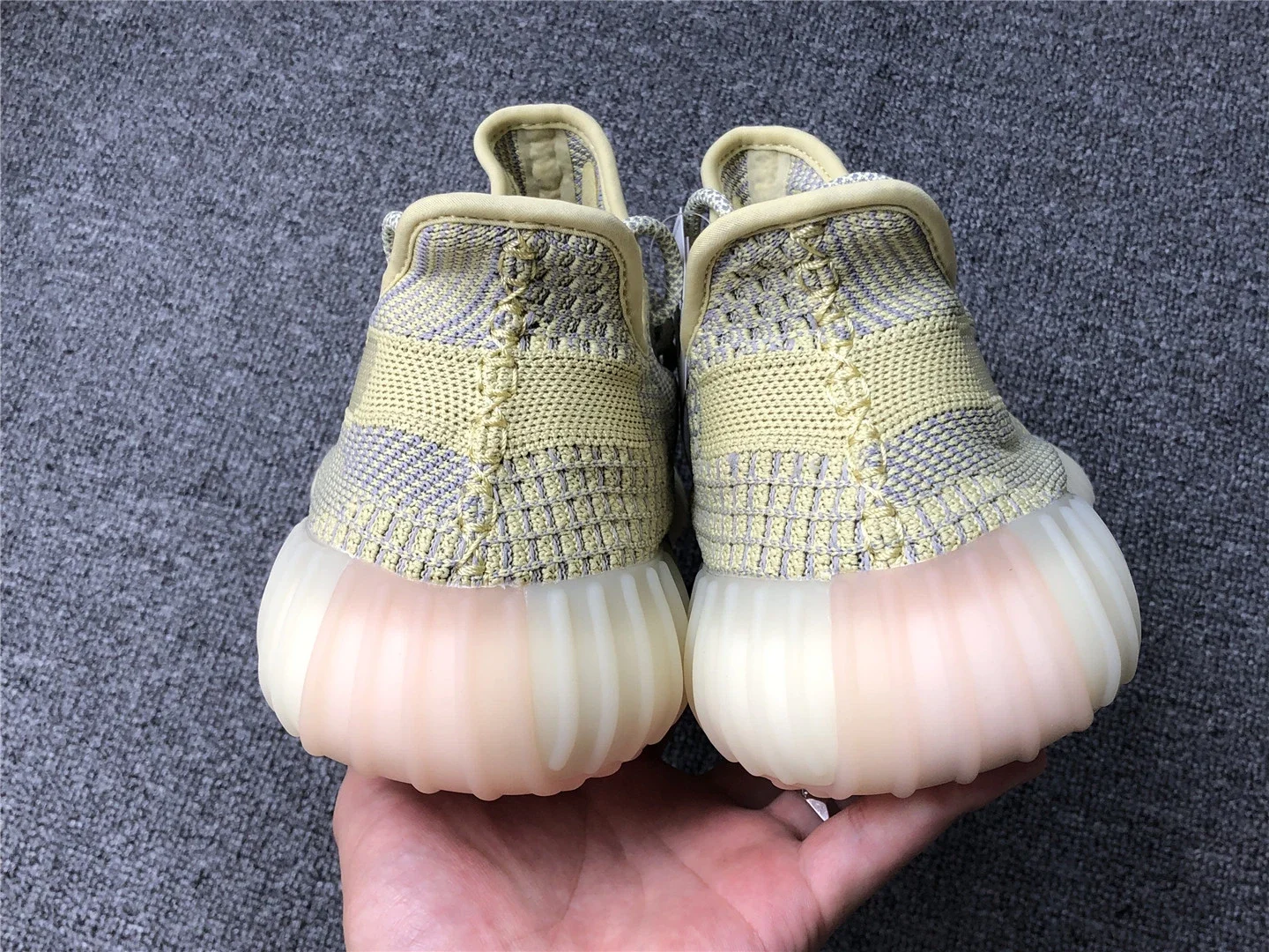 脏黄天使Yeezy Boost 350V2 Antlia 欧洲限定2.0 鞋带反光FV3250
