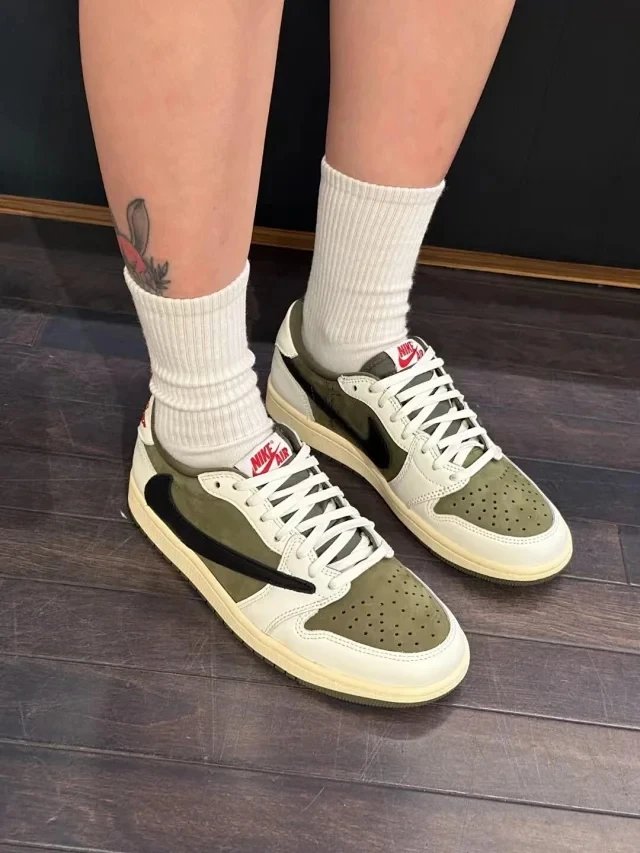 TS x Air Jordan 1 Reverse Swoosh 8.0 Low Retro Basketball Shoes Unisex Beige Green