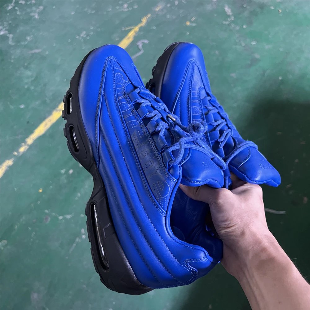 Supreme x Nike Air Max 95 Black Leather Sneakers - 9