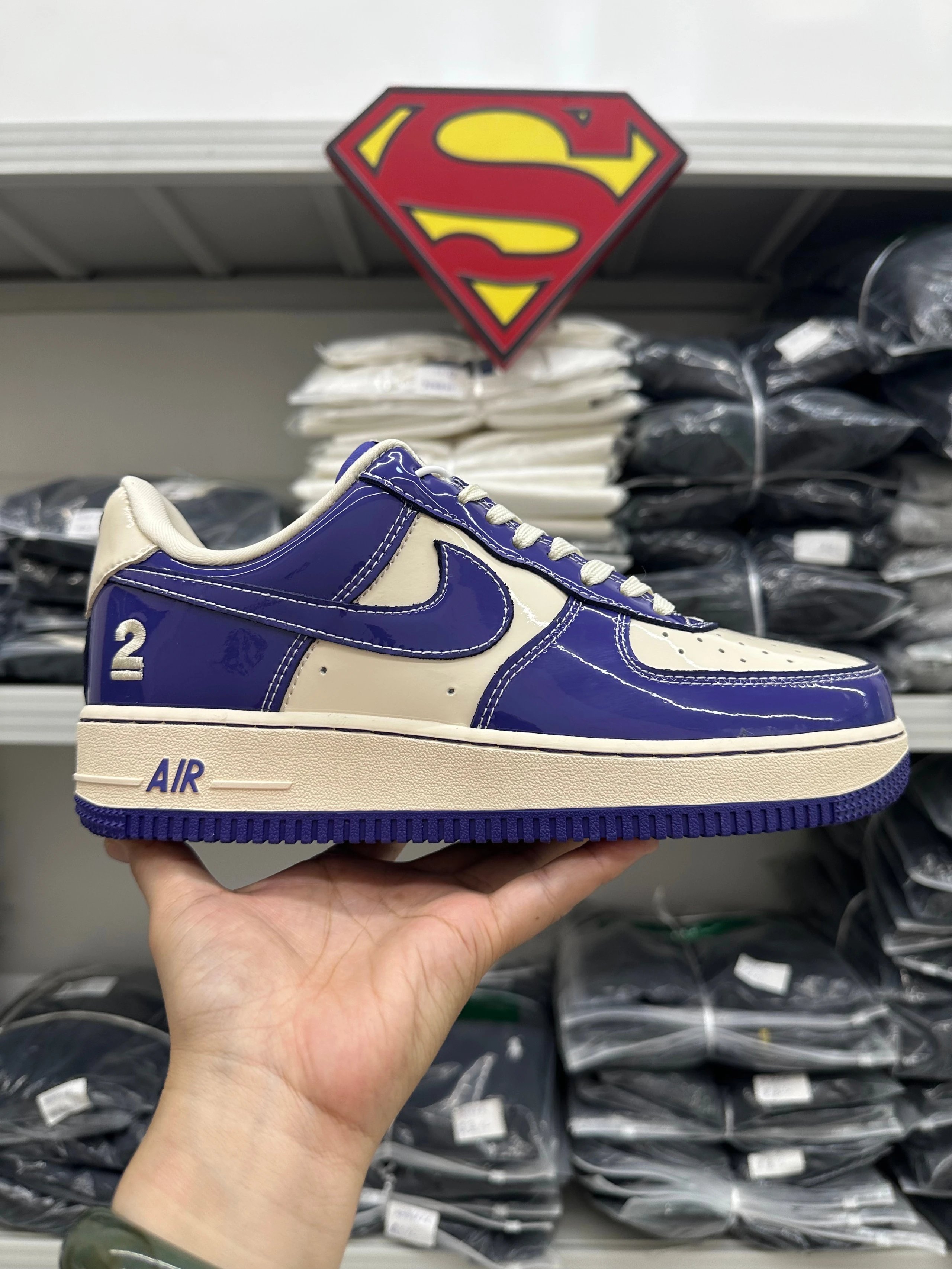 2173SY-NK-AF1 NIGO White Blue IO8765-100