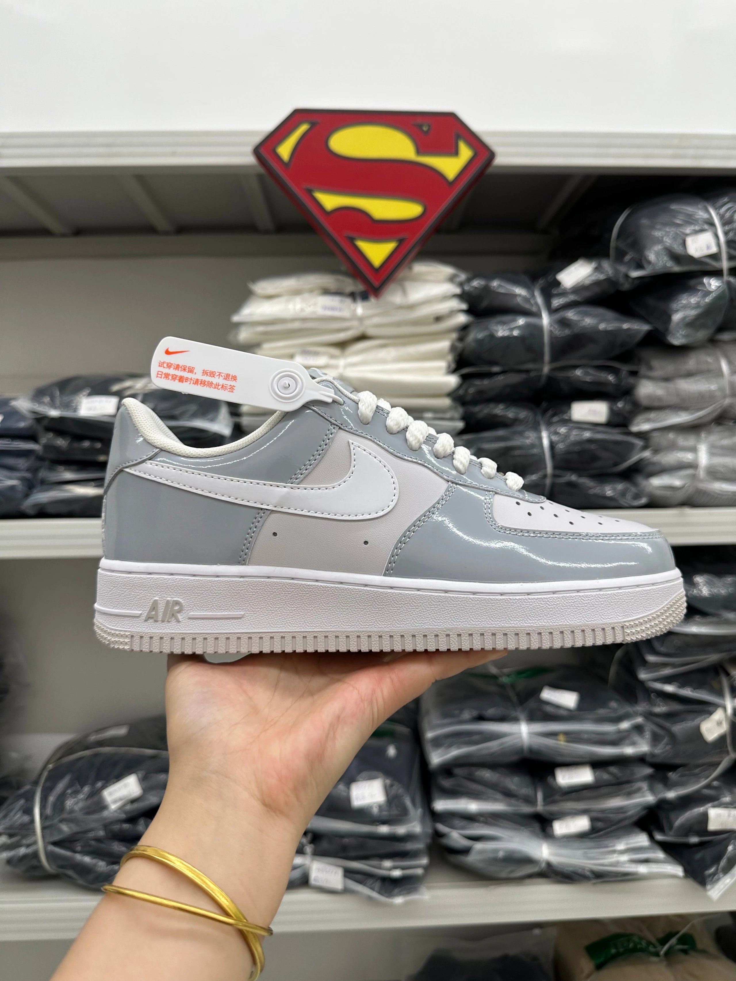 2127KD-NK-AF1 gray patent leather HV9405-001