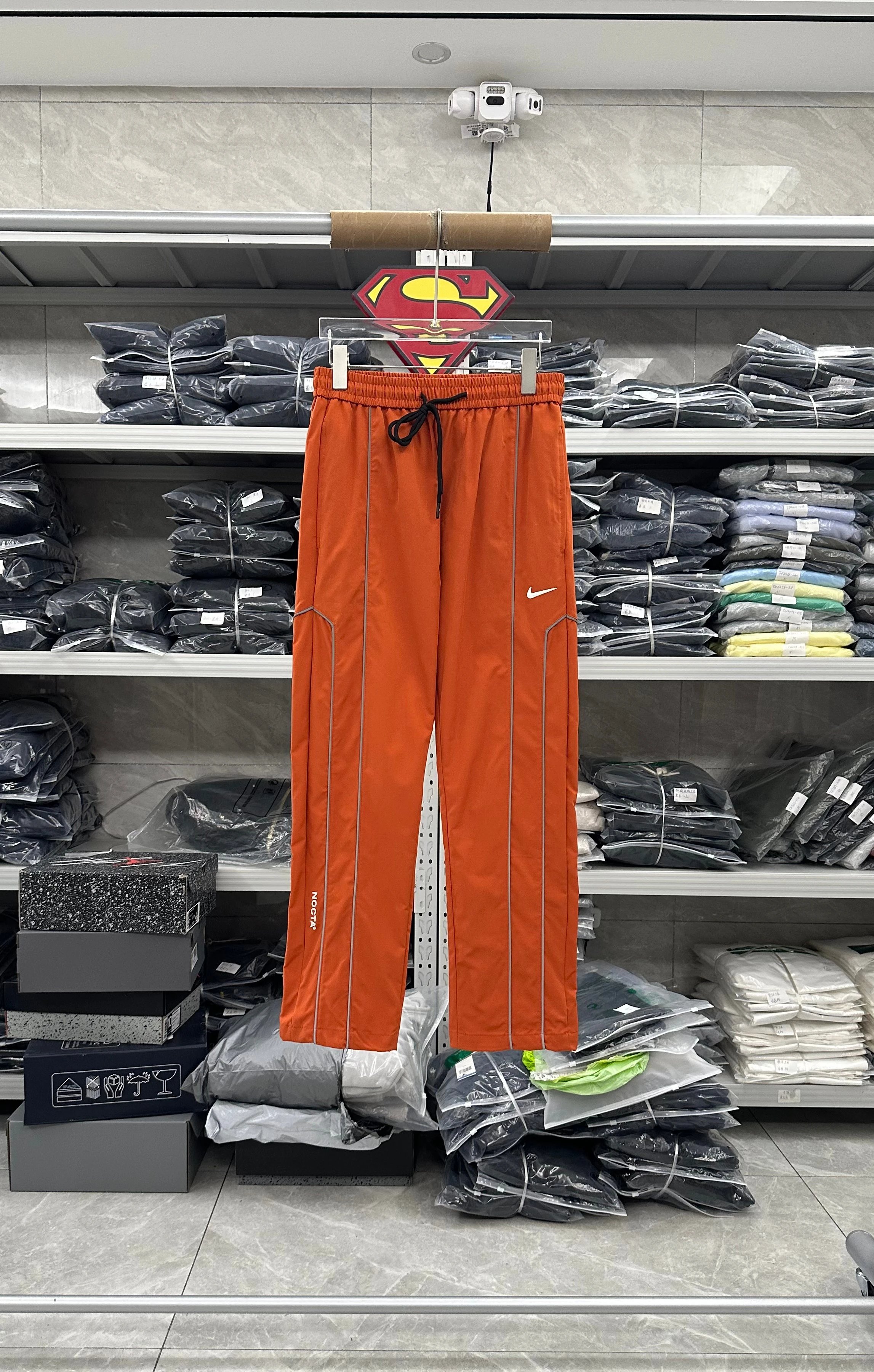 1923YY-NK-FN9869-717 Orange