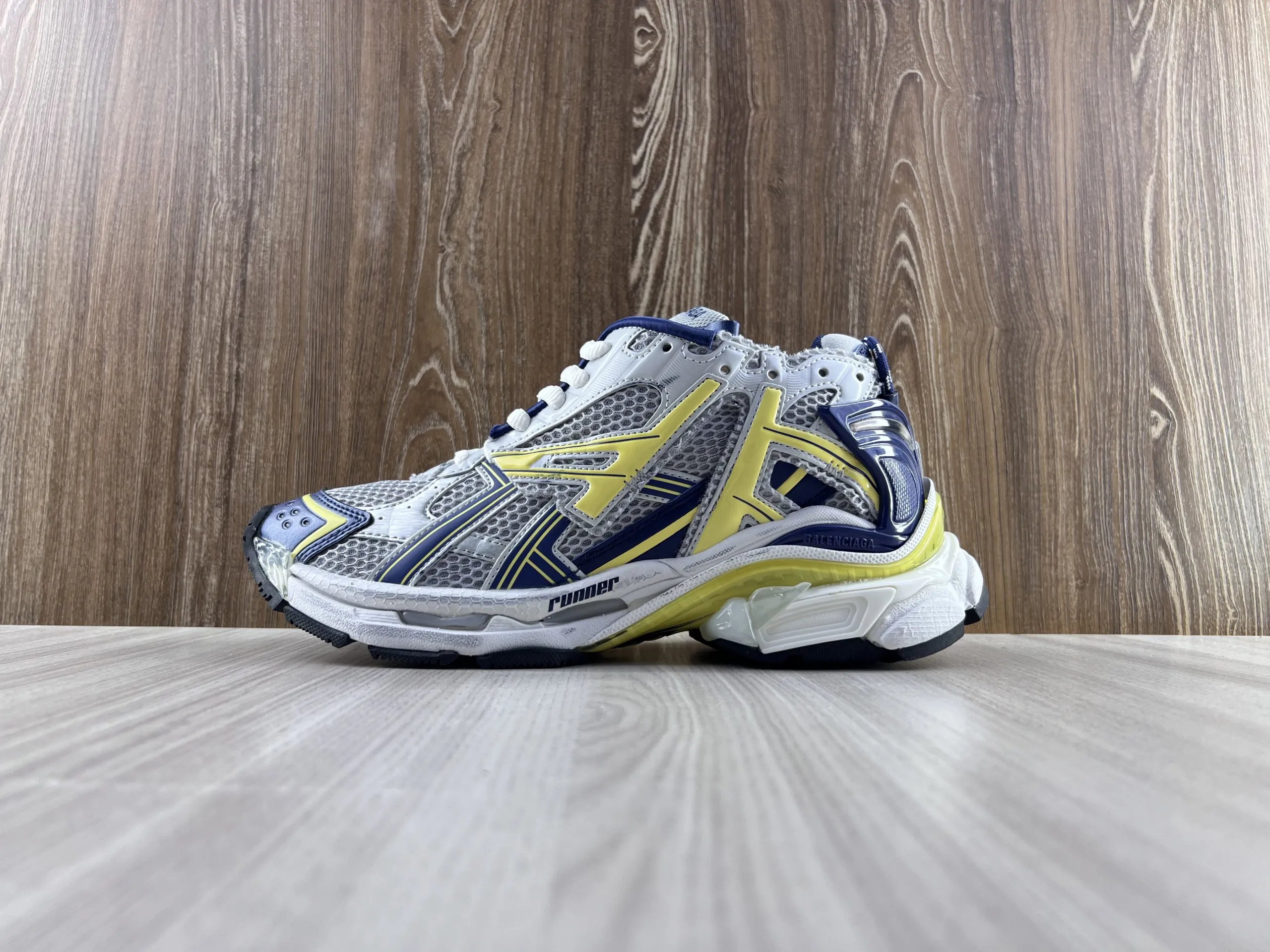 lenciaga RUNNER-005-22