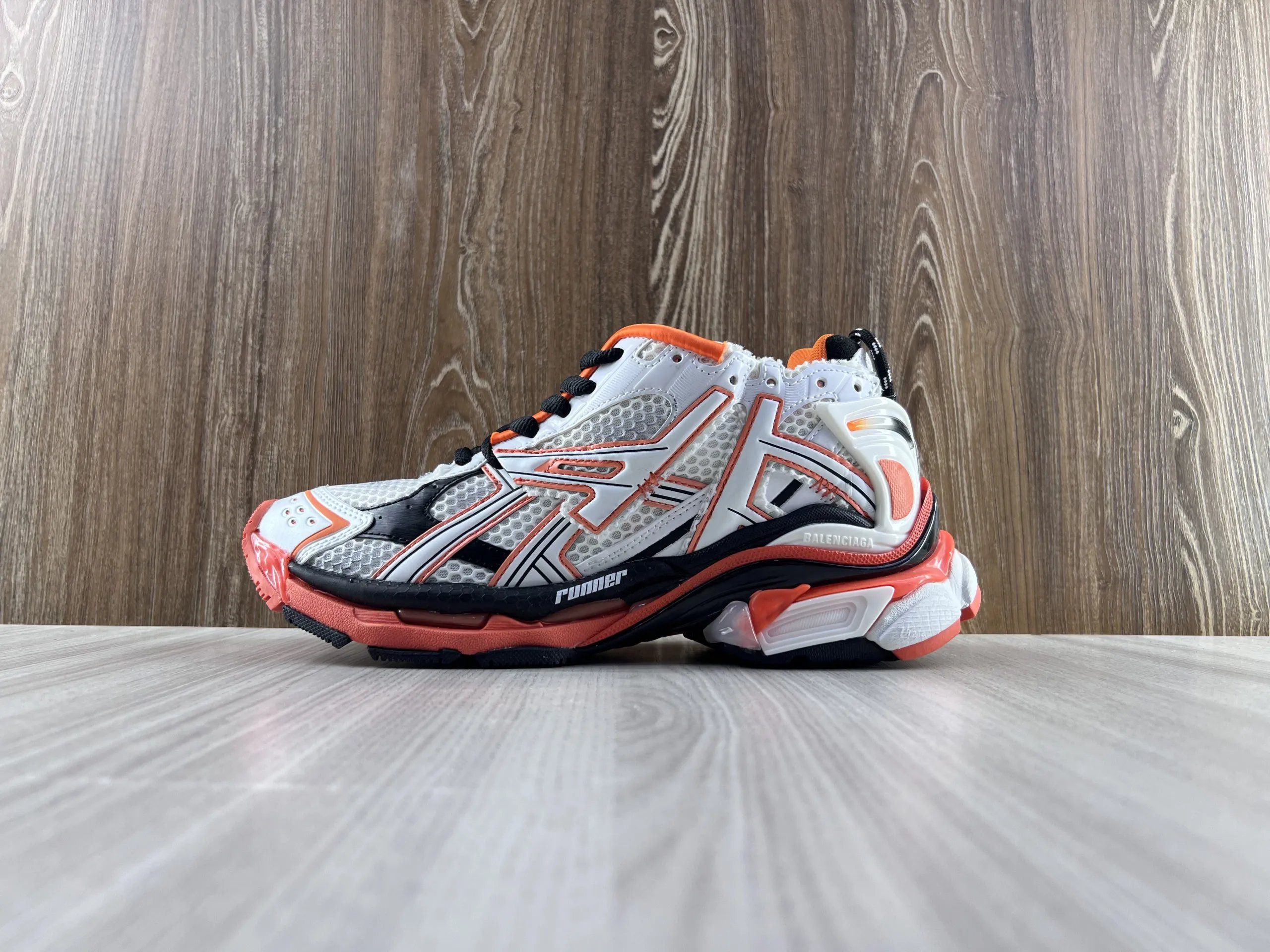 lenciaga RUNNER-005-11