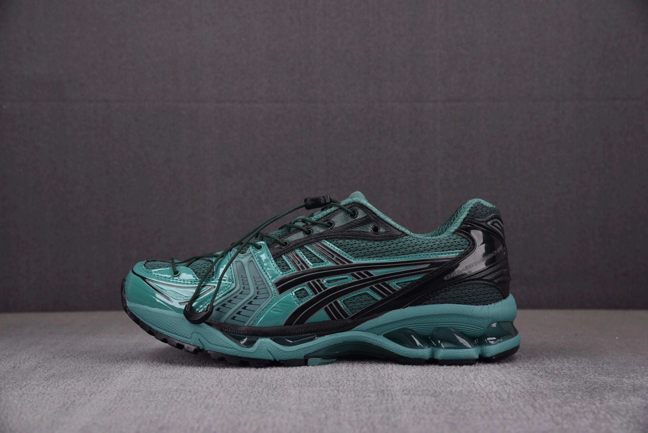 Black Green 1201A922-300