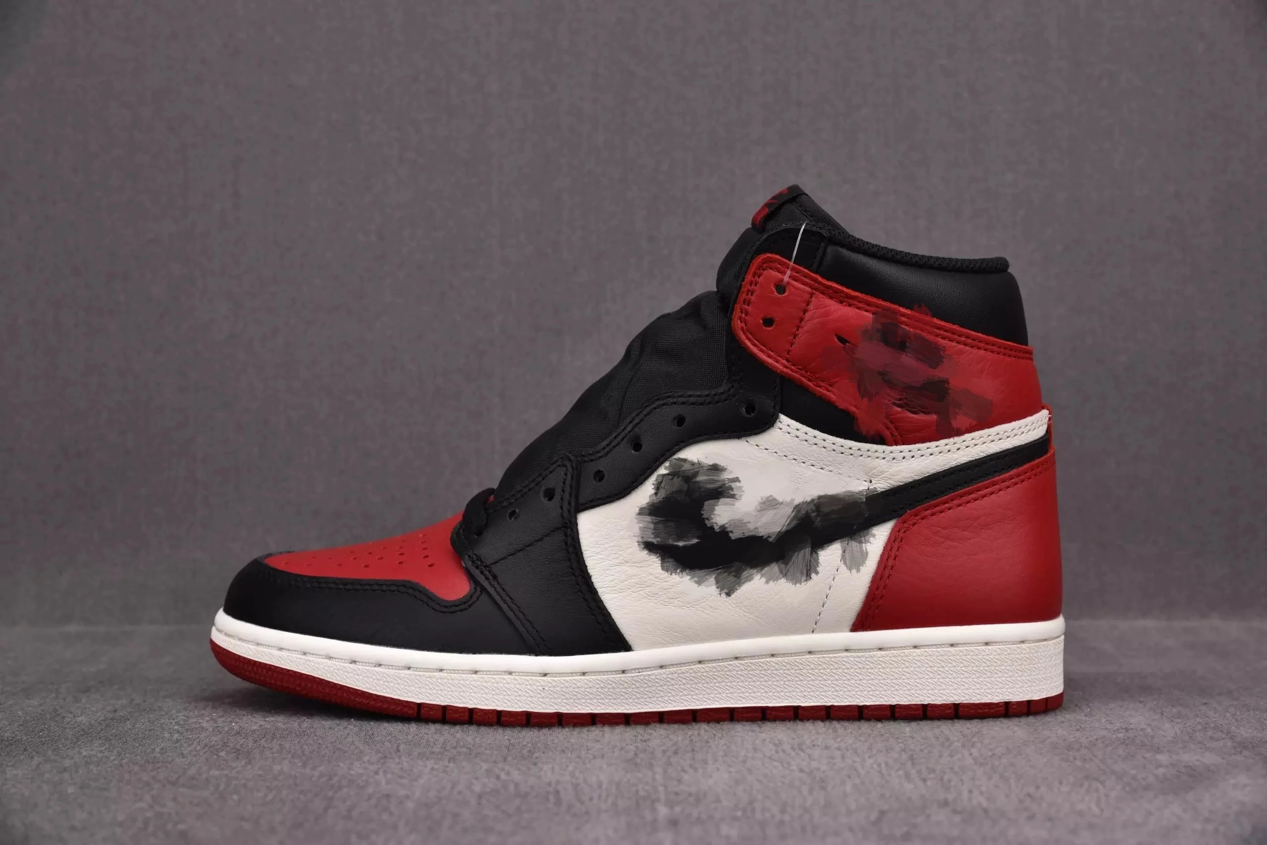 Bred Toe 555088-610