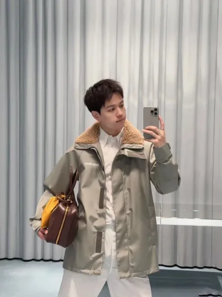 Miu Miu Color-Block Collar Jacket Olive Green Outerwear - 12
