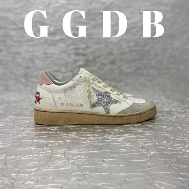 Golden Goose Sneakers Superstar distressed star product detail image 13