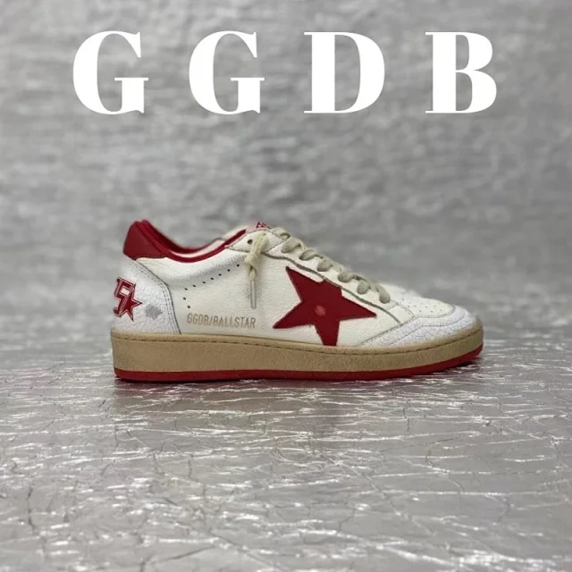 Golden Goose Sneakers Superstar distressed star product detail image 6