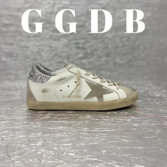 Golden Goose Sneakers Superstar distressed star product detail image 19