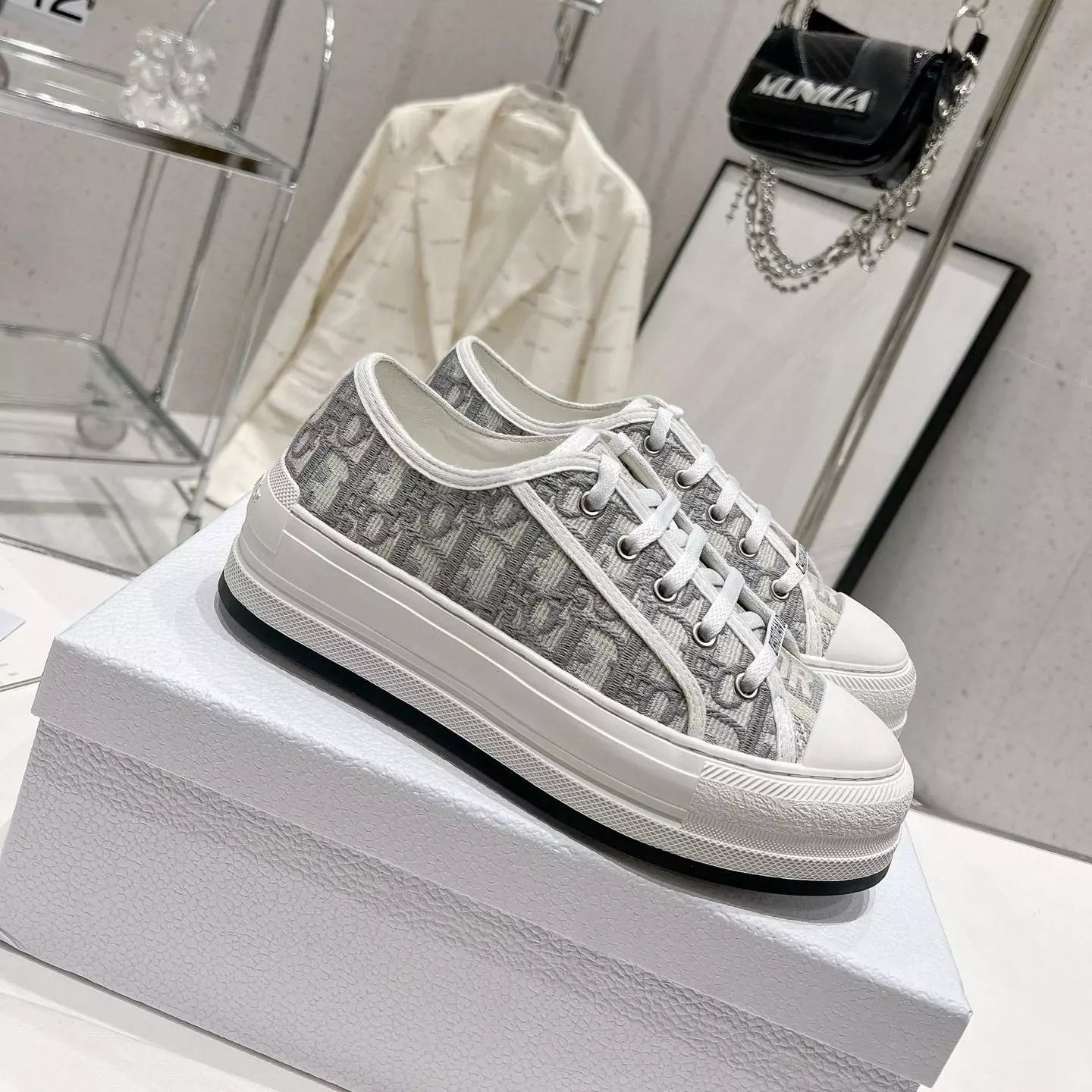 Dior Sneakers Walk'n'Dior low-top canvas — 1