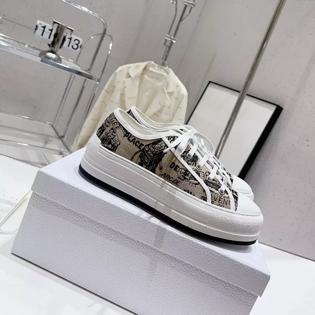 Dior Sneakers Walk'n'Dior low-top canvas product detail image 6
