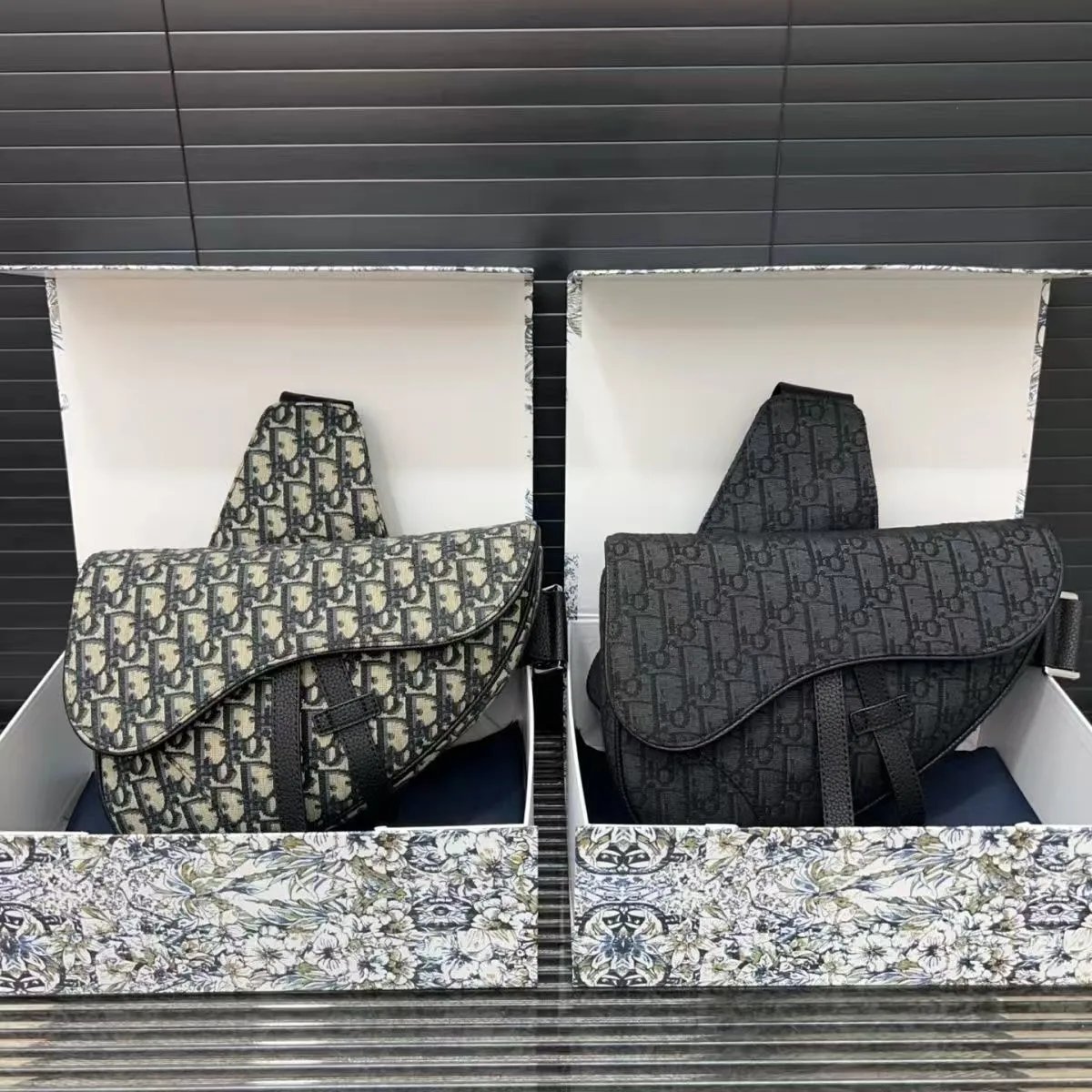 Dior Saddle Bag in Oblique Canvas and Quilted Leather