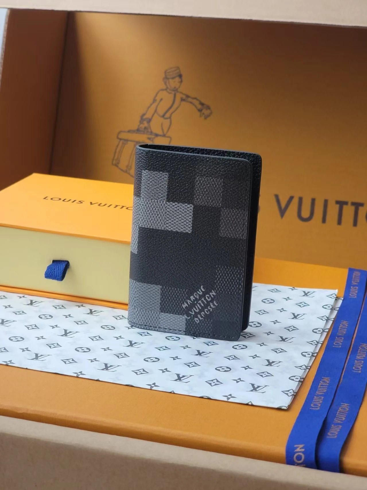 7 Card Holder