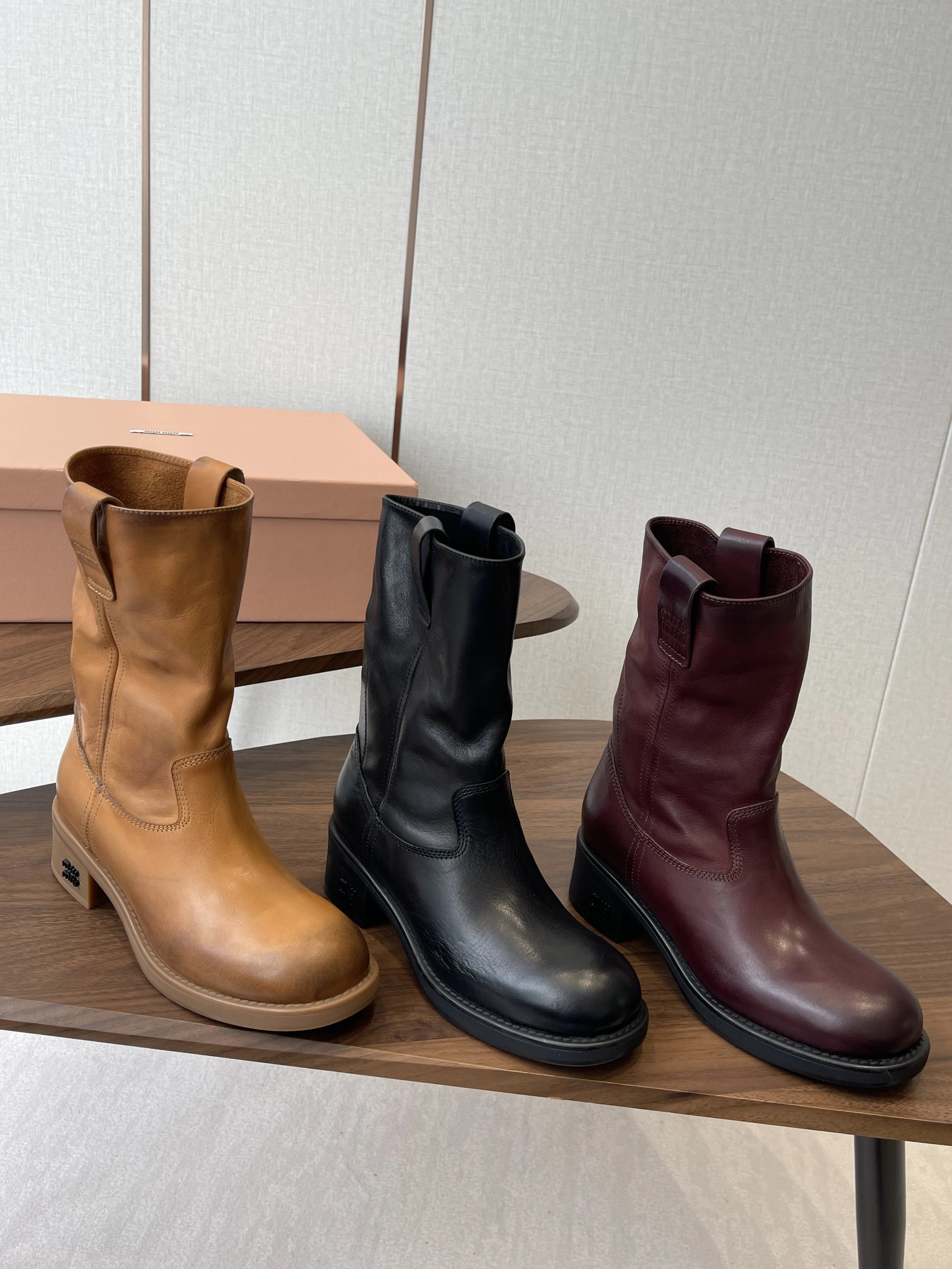 M1w Double-ear chunky high-heeled ankle boots