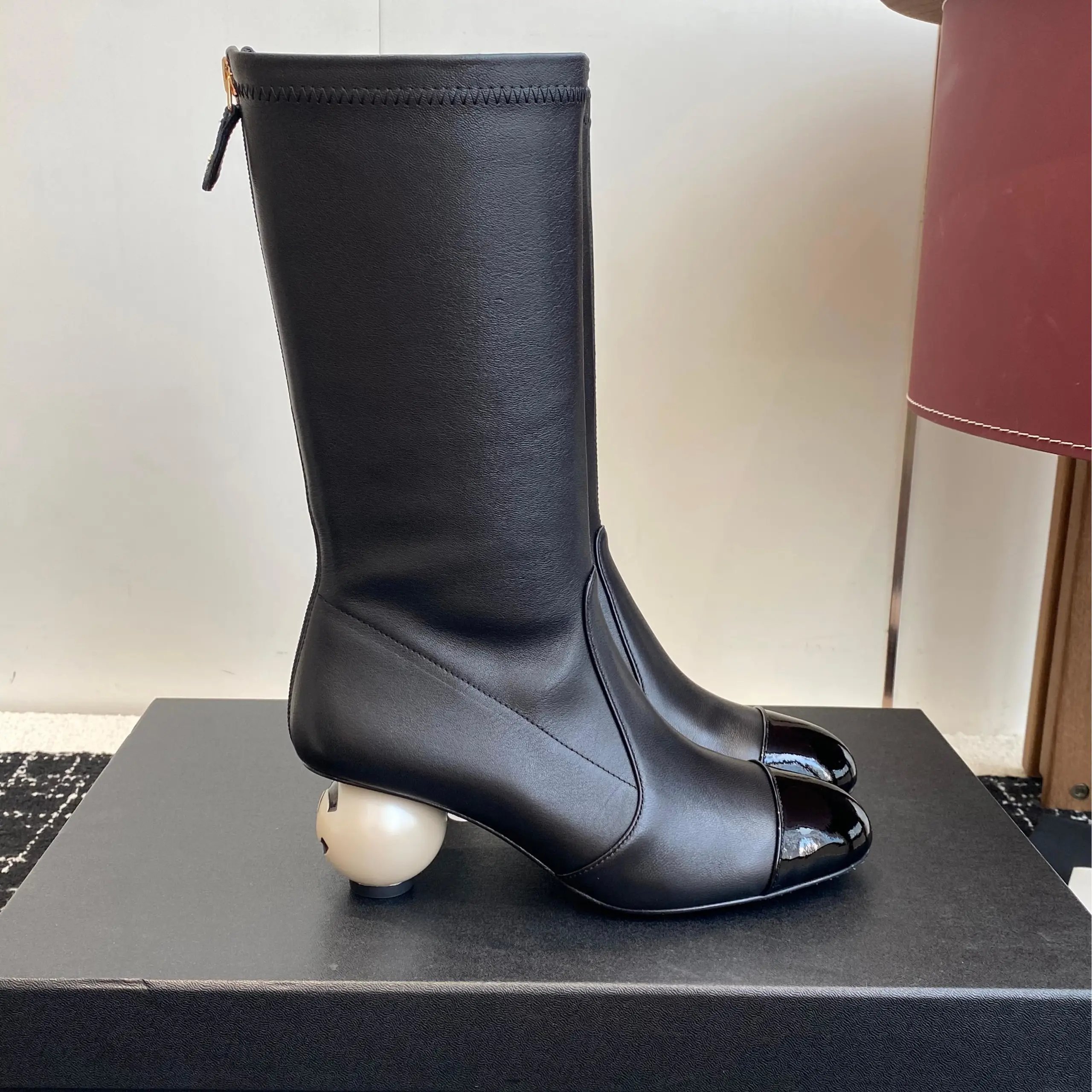 CH@NEL Big pearl heel elastic ankle boots
