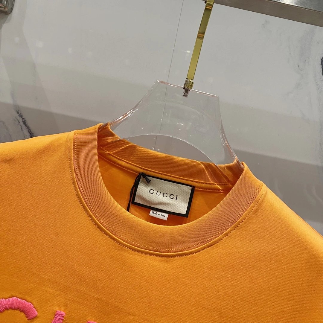Retro pink letter embroidered round neck short-sleeved T-shirt