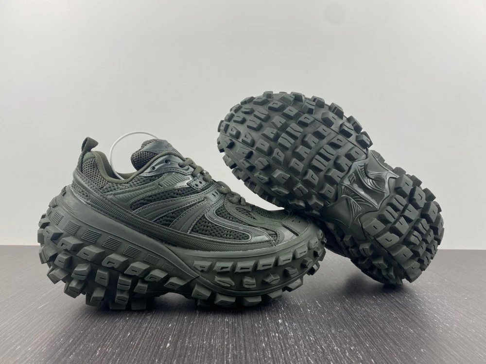 Shoes that look like tires