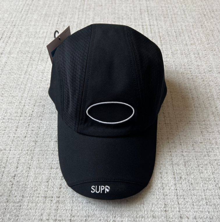 black baseball cap
