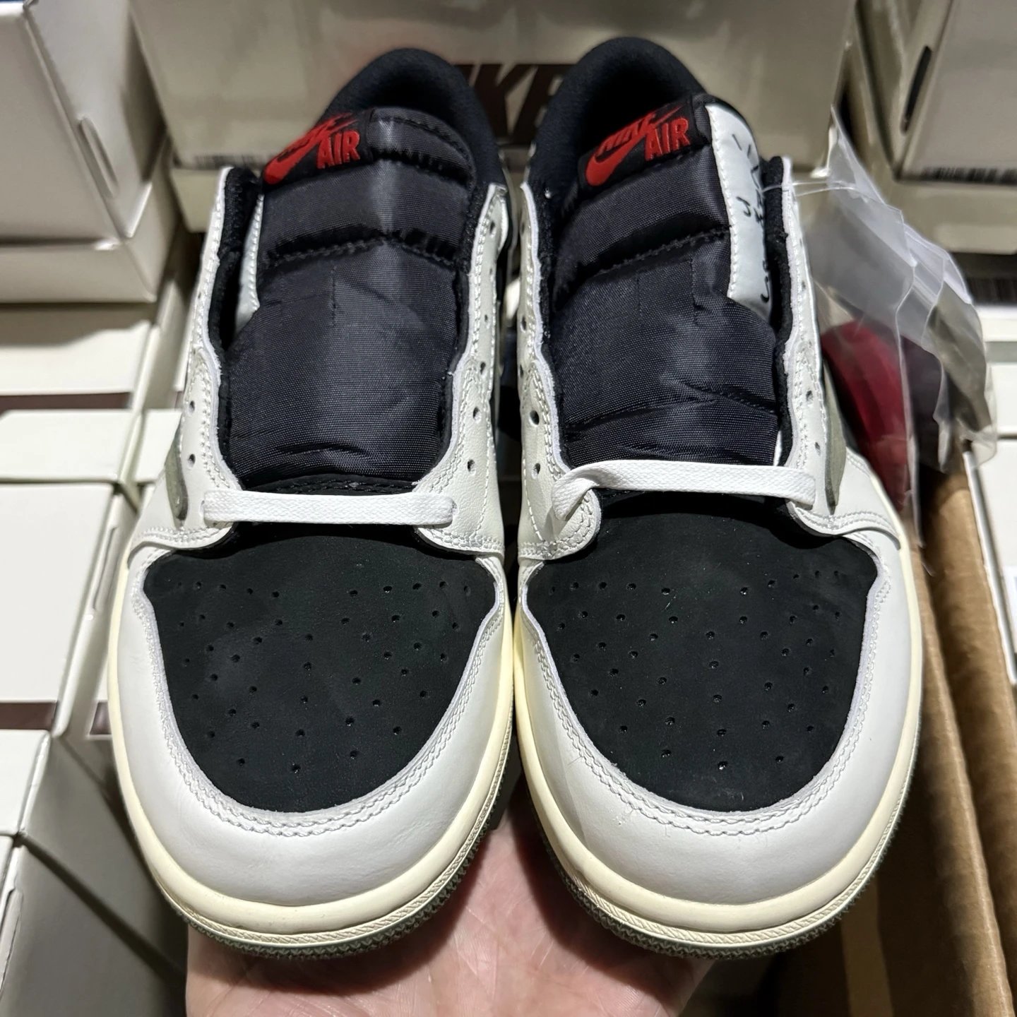 Jordan 1 Retro Low OG SP Travis Scott Olive DZ4137-106