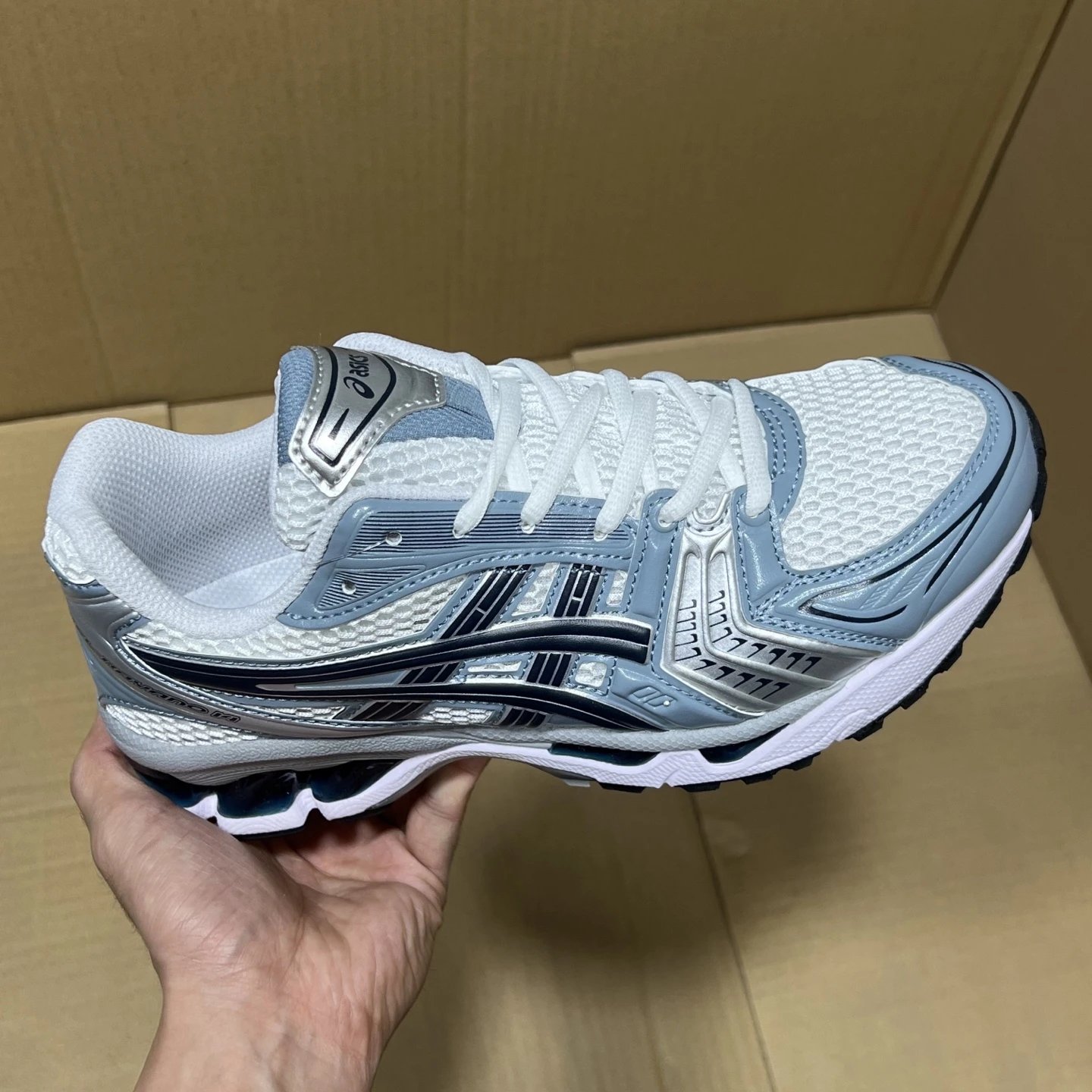 Off-White Gray 1203A537-106