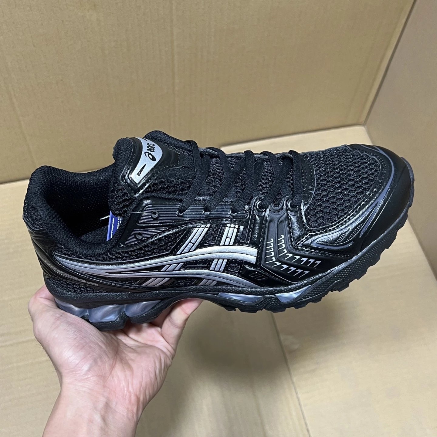 Black Silver 1201A019-006