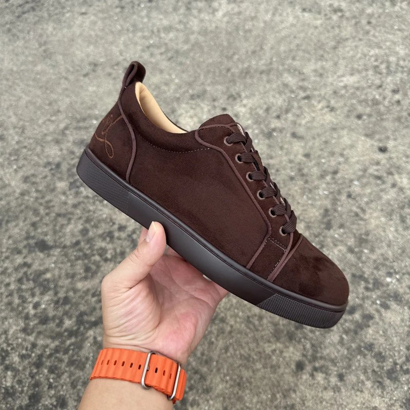 Christian Louboutin Fun Louis Junior Suede Low Embroidered Signature Brown