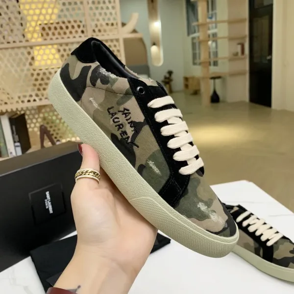 Saint Laurent SL/10 Canvas Black Sneakers - 86