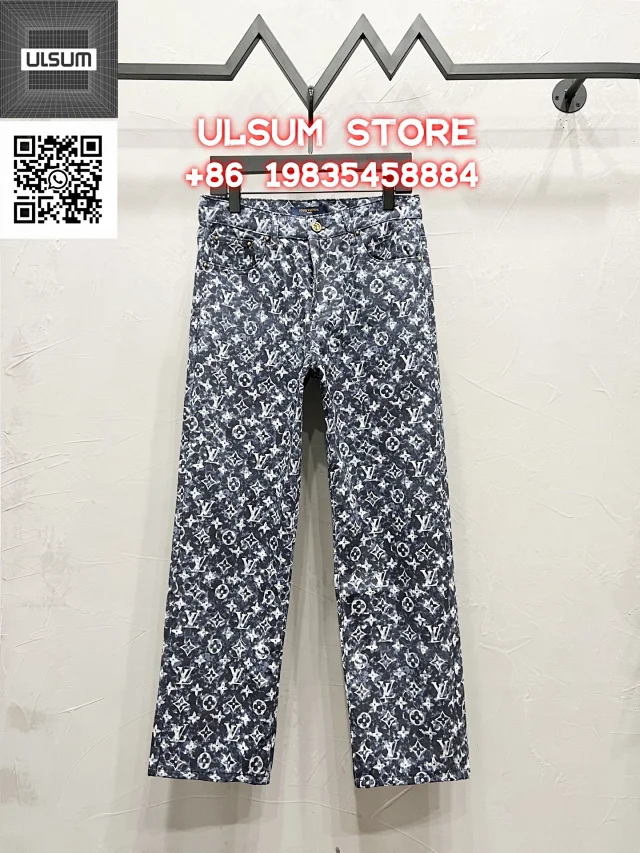Louis Vuitton Jackets Monogram Denim Jacket product detail image 30