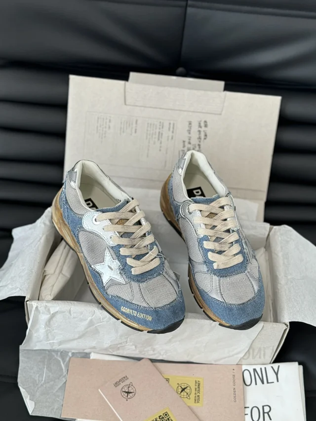 Golden Goose Sneakers Dad-Star chunky star product detail image 10