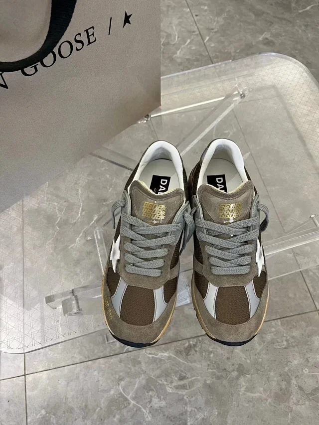 Golden Goose Sneakers Dad-Star chunky star product detail image 51