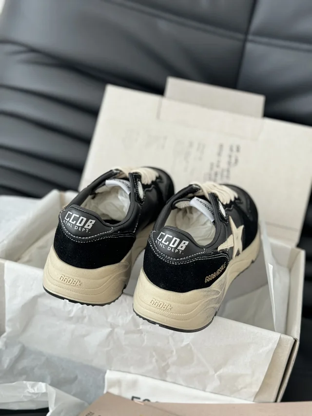 Golden Goose Sneakers Dad-Star chunky star product detail image 59