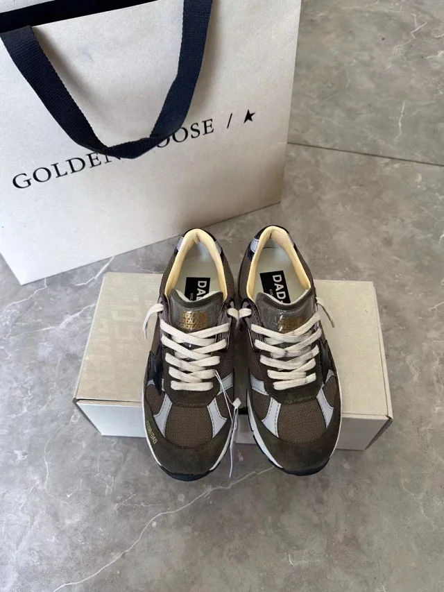 Golden Goose Sneakers Dad-Star chunky star product detail image 2