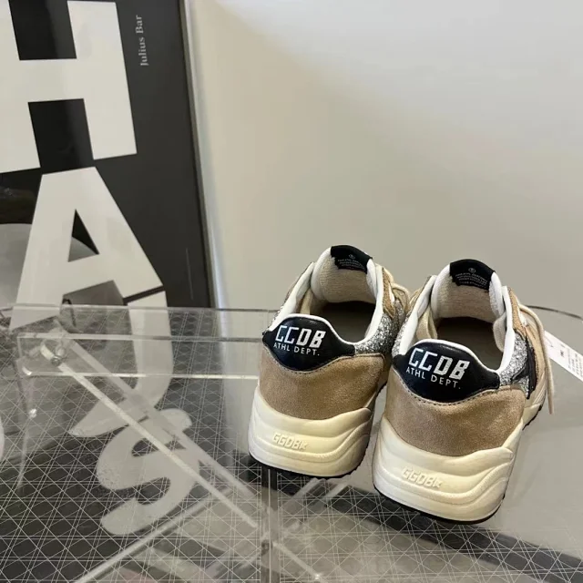 Golden Goose Sneakers Dad-Star chunky star product detail image 17