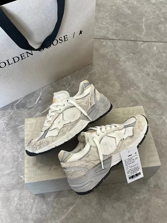 Golden Goose Sneakers Dad-Star chunky star product detail image 56
