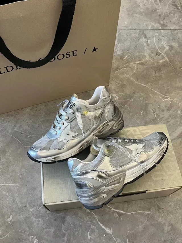 Golden Goose Sneakers Dad-Star chunky star product detail image 7