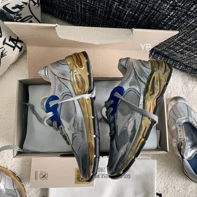 Golden Goose Sneakers Dad-Star chunky star product detail image 36