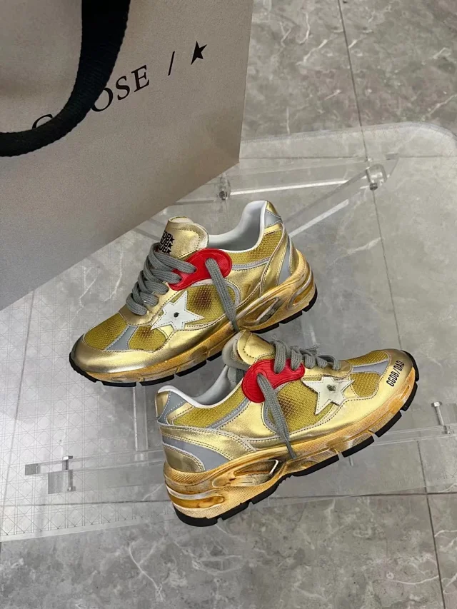 Golden Goose Sneakers Dad-Star chunky star product detail image 43