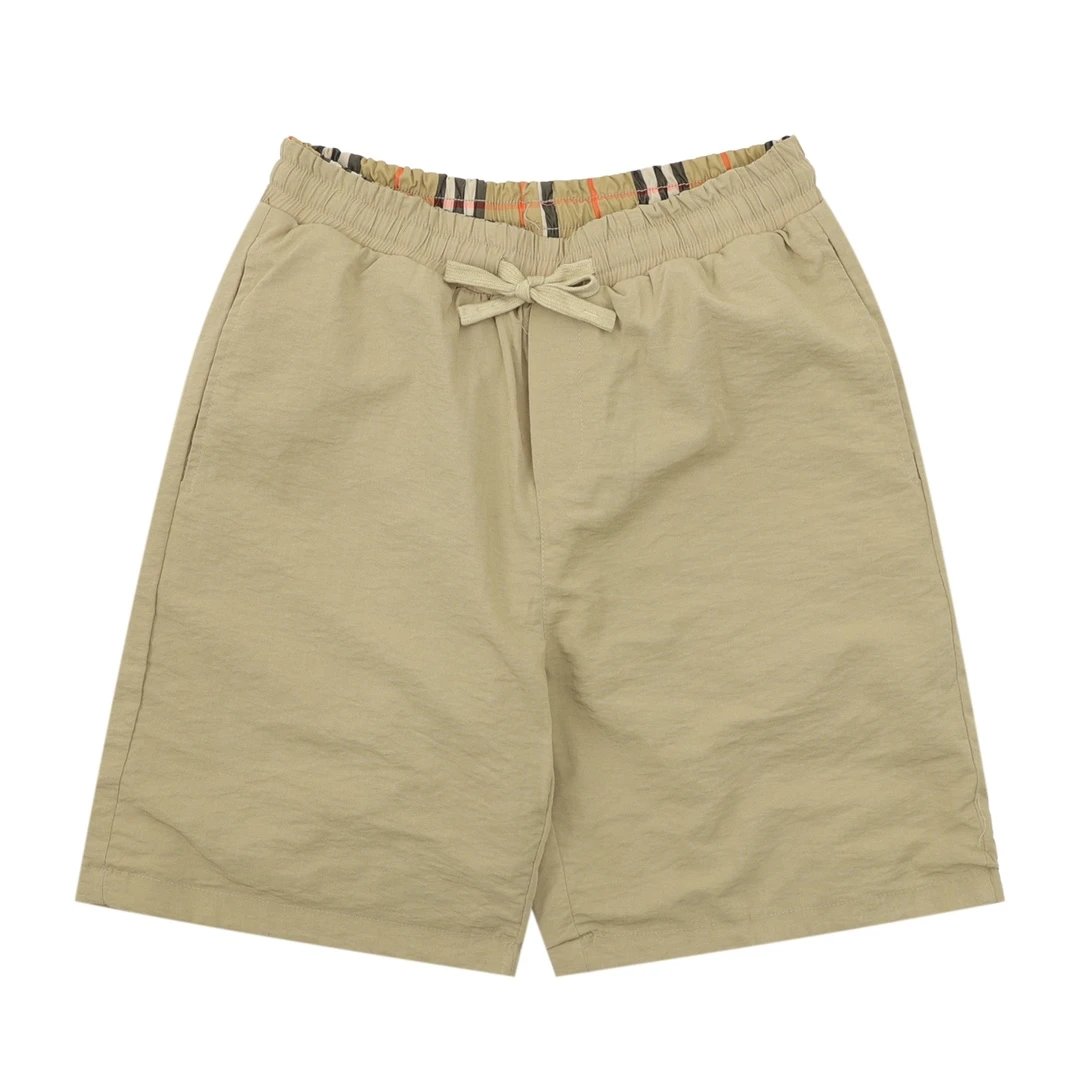 02 Wear on both sides