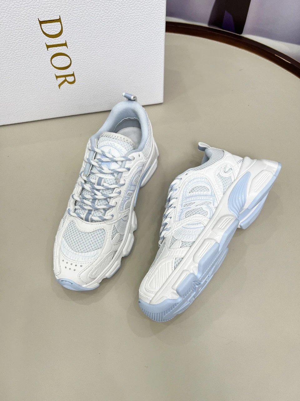 mic shoes 2