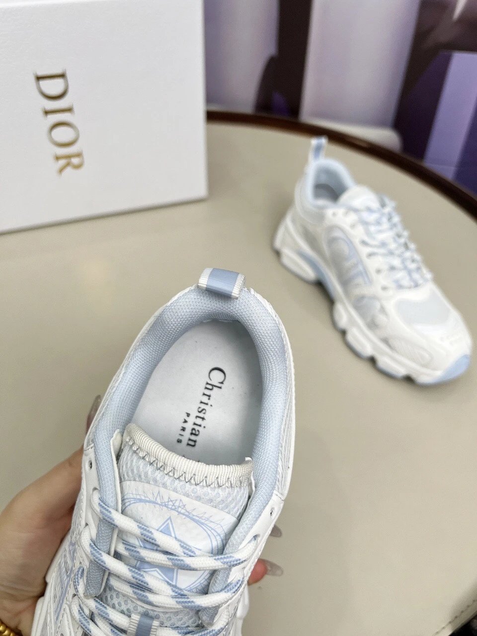 mic shoes 4