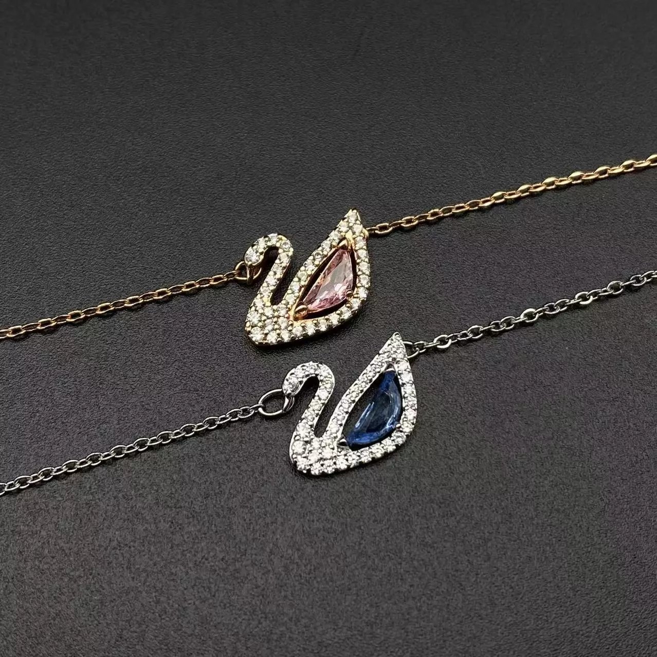 Premium Alloy Gold-Plated Swan Necklace, Trending Hot Style, Ins Fashion Couple Matching