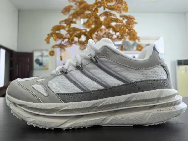Repetitor Running Shoes White Gray Mesh Sneakers - 1
